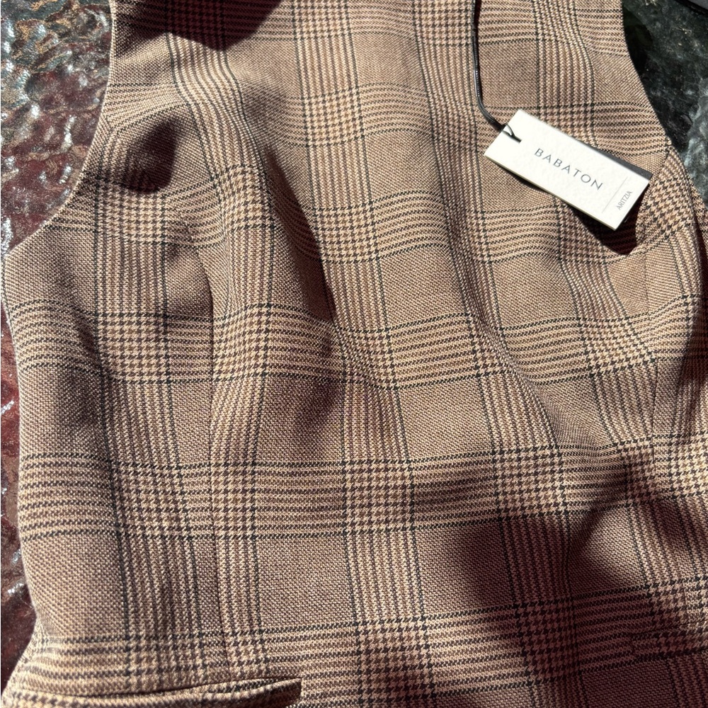 Aritzia Babaton Bellevue Tyson check Brown Plaid Women's Top size 0 NWT - Picture 7 of 7